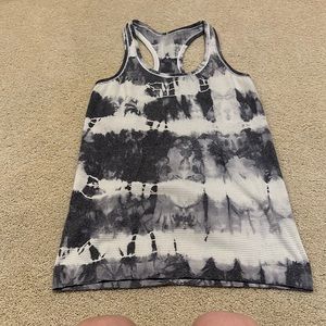 lululemon swiftly tech racerback tank top size 4